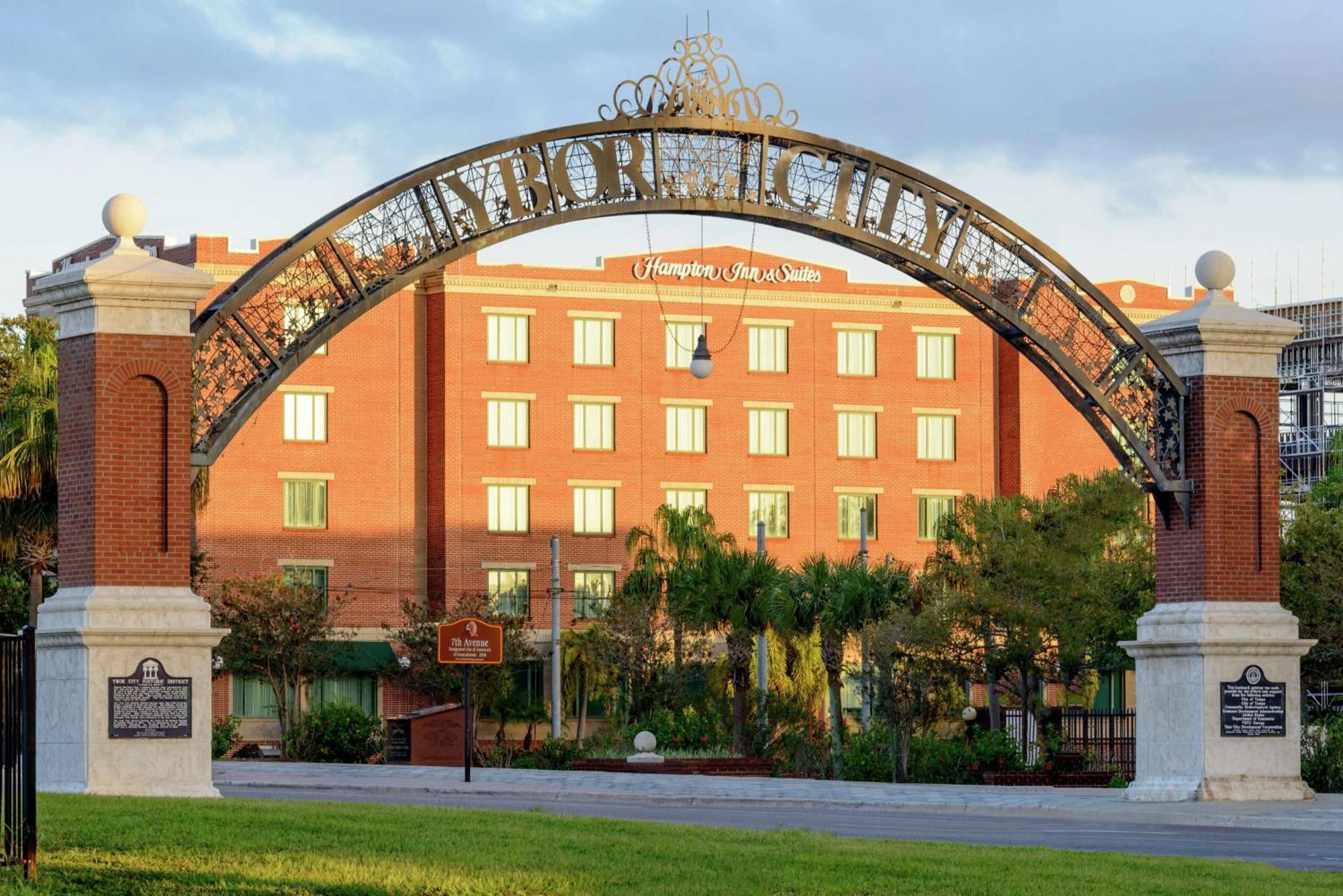 Hampton Inn & Suites Tampa Ybor City Downtown Екстер'єр фото