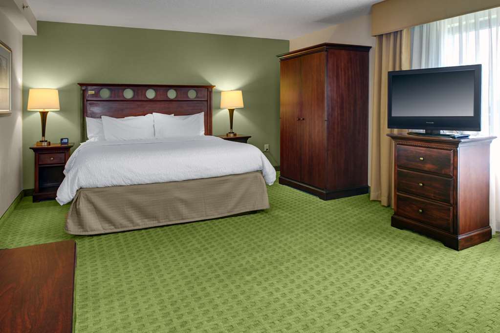 Hampton Inn & Suites Tampa Ybor City Downtown Номер фото